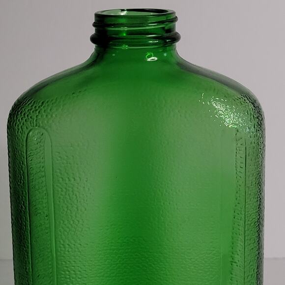 Vintage 1940's Green Glass 1QT Bottle - Unique Pattern - Picture 11 of 11